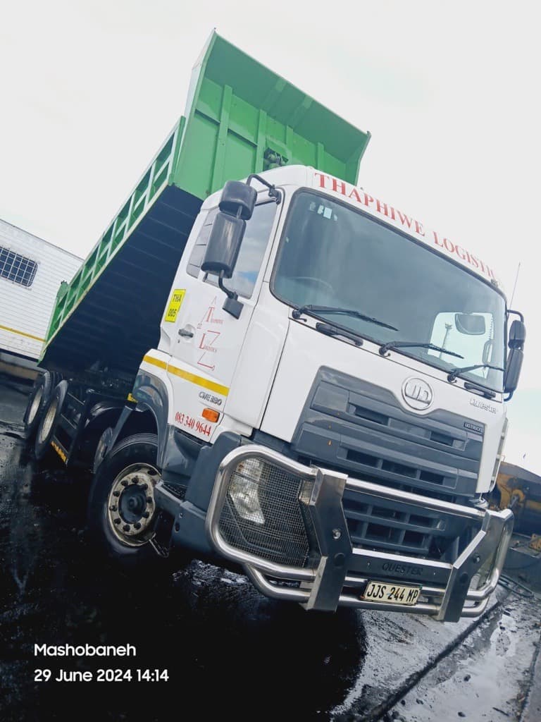 CAT 226B skid steer loader