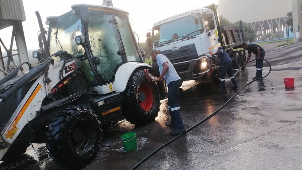 CAT 226B skid steer loader